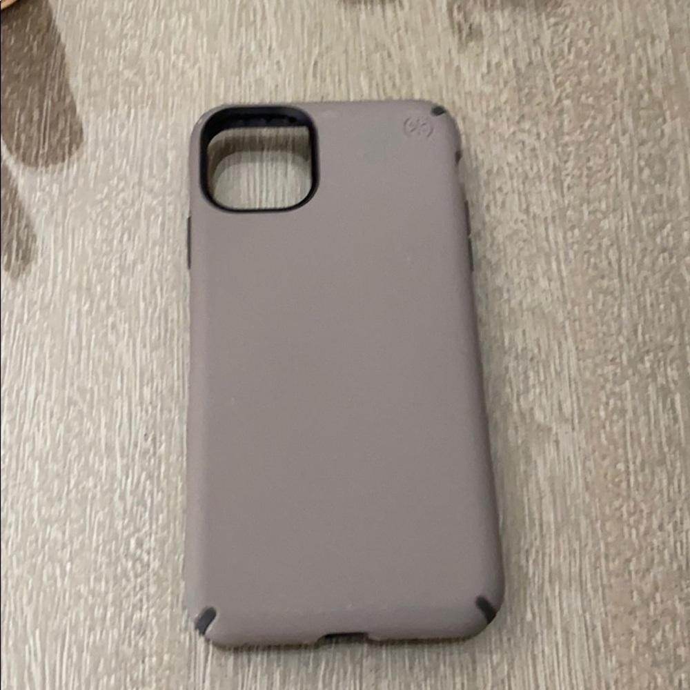 Speck iPhone 11 Pro Max case